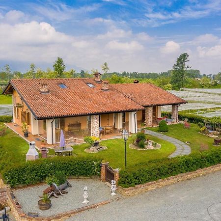 Agriturismo Il Nido Di Bacco Villa Saluzzo Ngoại thất bức ảnh