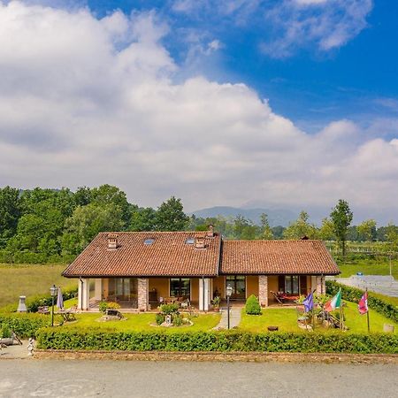 Agriturismo Il Nido Di Bacco Villa Saluzzo Ngoại thất bức ảnh