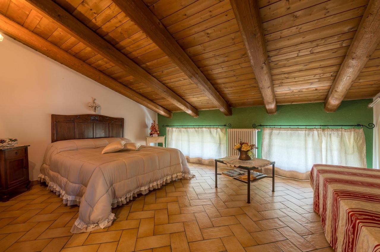 Agriturismo Il Nido Di Bacco Villa Saluzzo Ngoại thất bức ảnh