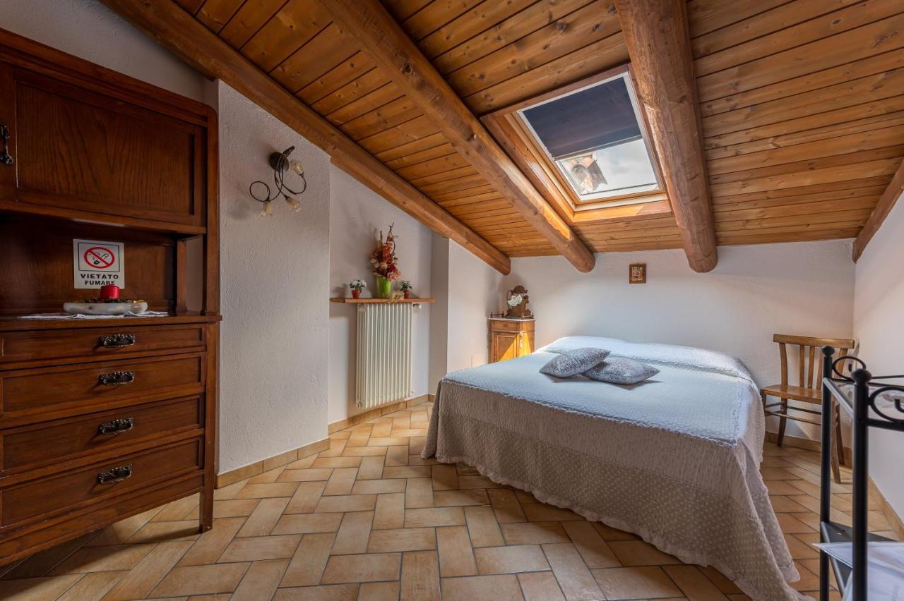 Agriturismo Il Nido Di Bacco Villa Saluzzo Ngoại thất bức ảnh